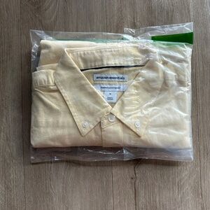 NEW Amazon Essentials Men's Regular Fit S/S Pocket Oxford Shirt - Yellow - Med